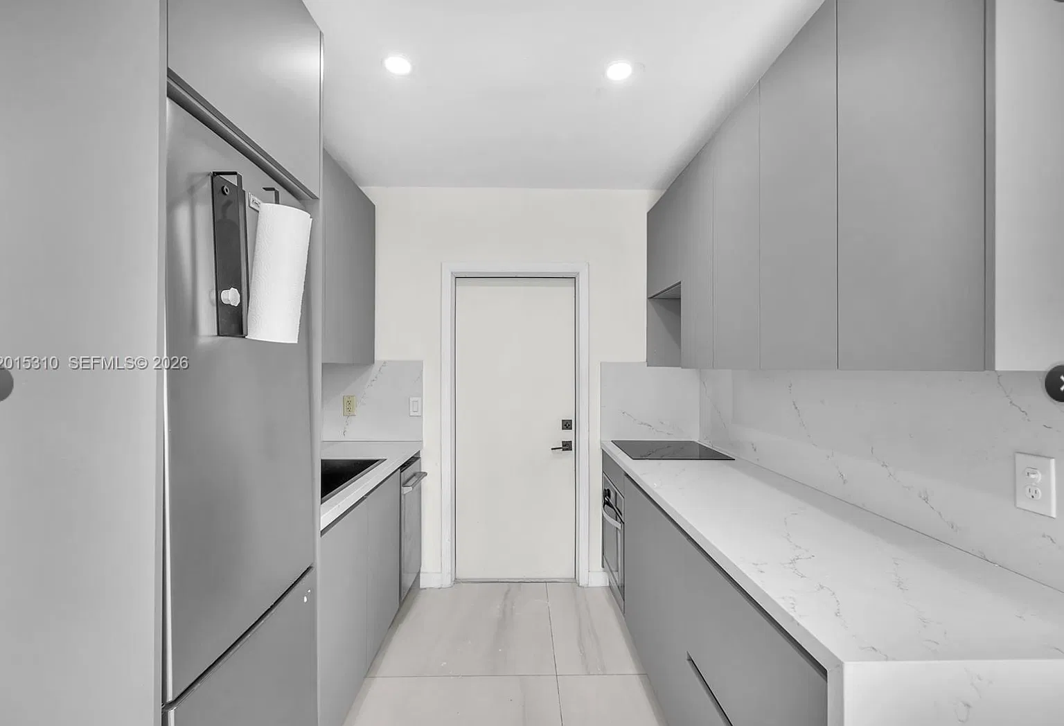 2 bed, 1683 sqft, $2,900 — Photo 3