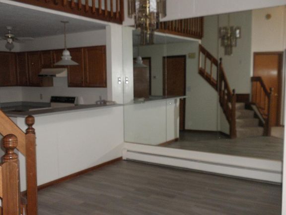 4th image of 7493 Huntington Dr APT 1
