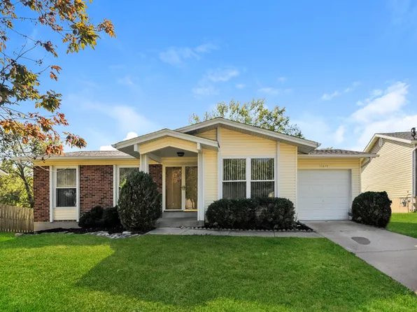 11675 Sheffield Dr, Florissant, MO 63033