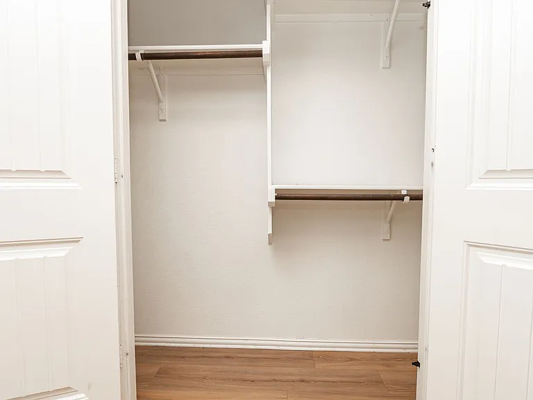 6408 Hall Of Fame Blvd — Photo 15
