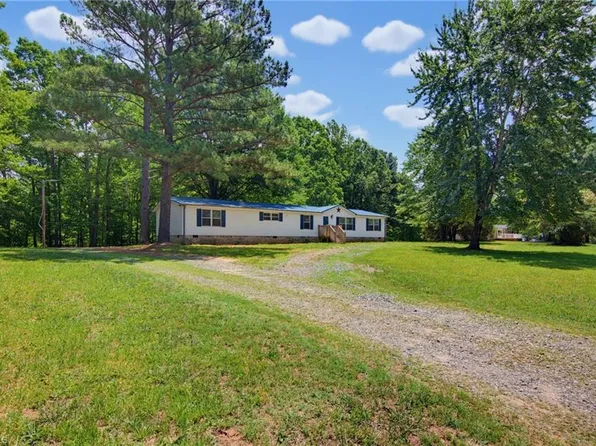 1041 Whitts Rd, Madison, NC 27025
