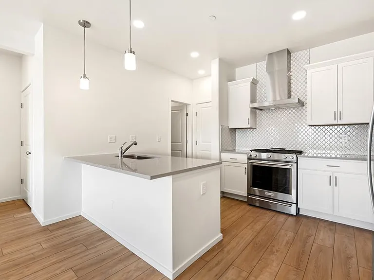2720 Barnstormer St #3 — Photo 1