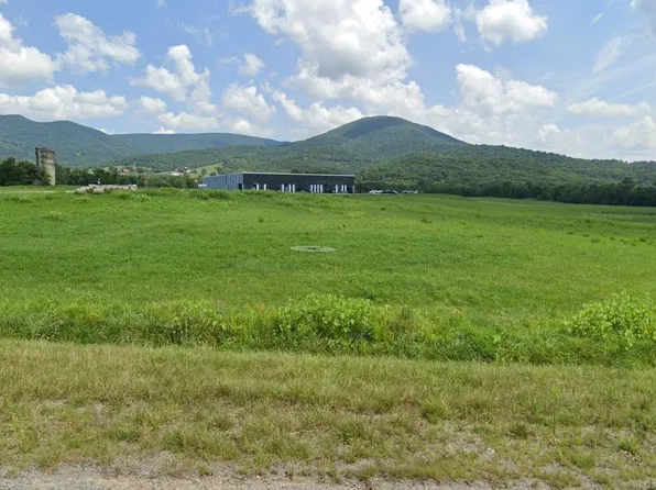 Wheatland Dr, Pembroke, VA 24136