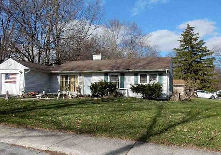 1st image of 208 Mantua St