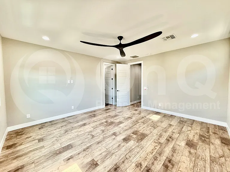 687 W Flintlock Way — Photo 11