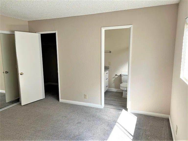 Primary Bedroom with en suite bathroom