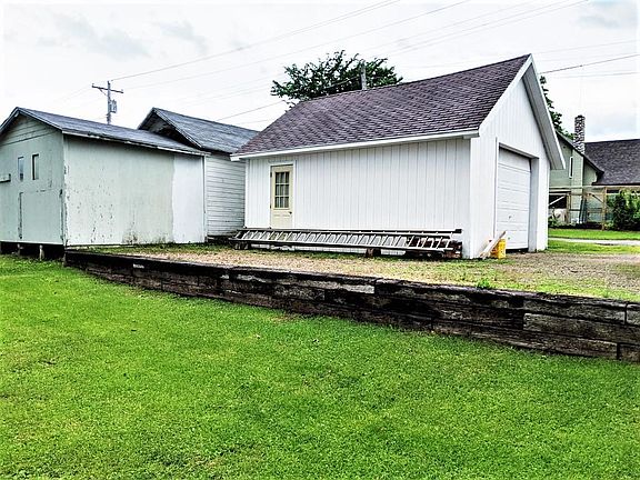 5th image of 263 4th Ave N #N