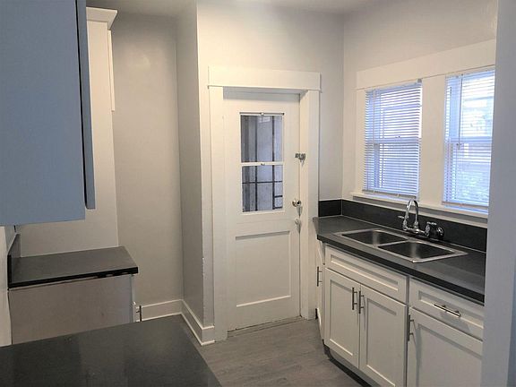 4th image of 619 Elm Ave