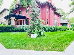 385 Portland Ave #A, Saint Paul, MN 55102