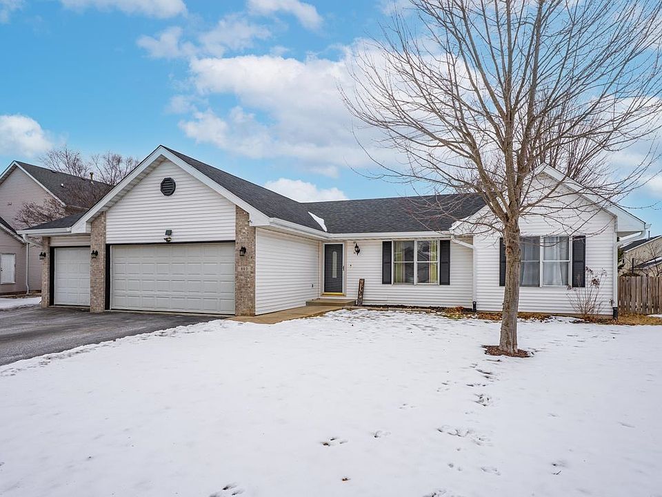 1st image of 803 Nancys Ln