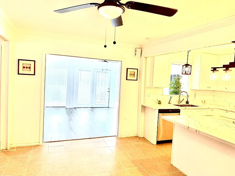 4128 Bissonnet St — Photo 10