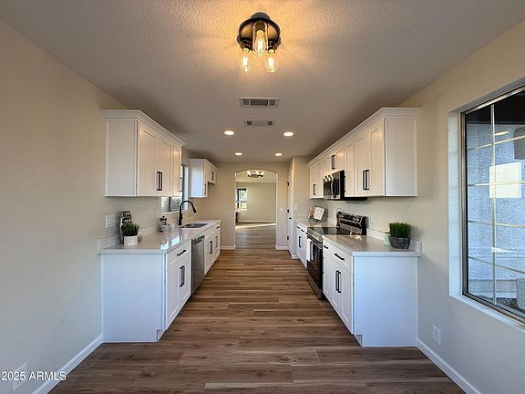 5th image of 8537 W SIERRA VISTA Drive