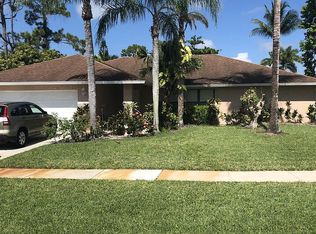 154 Sunflower Cir, Royal Palm Beach, FL 33411