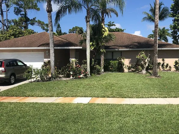 154 Sunflower Cir, Royal Palm Beach, FL 33411