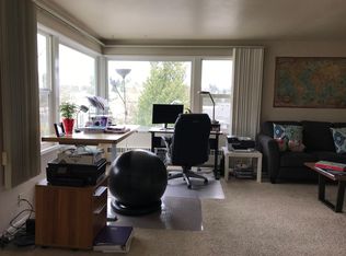 5243 22nd Ave NE, Seattle, WA 98105