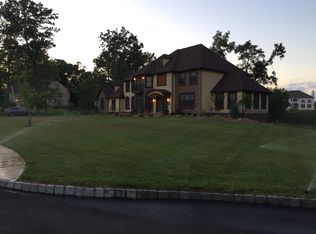 5 Fieldstone Ct, Milltown, NJ 08850