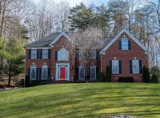 6905 Newman Rd, Clifton, VA 20124