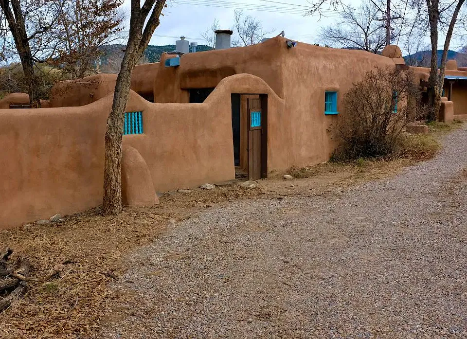 147 E Camino Abajo De La Loma