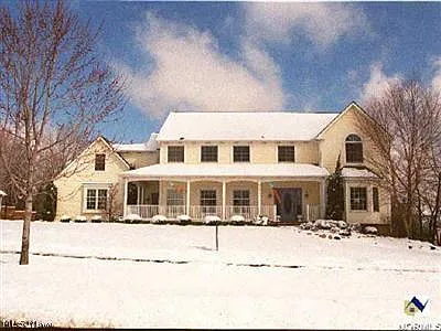 19910 Abigail Ln photo 1