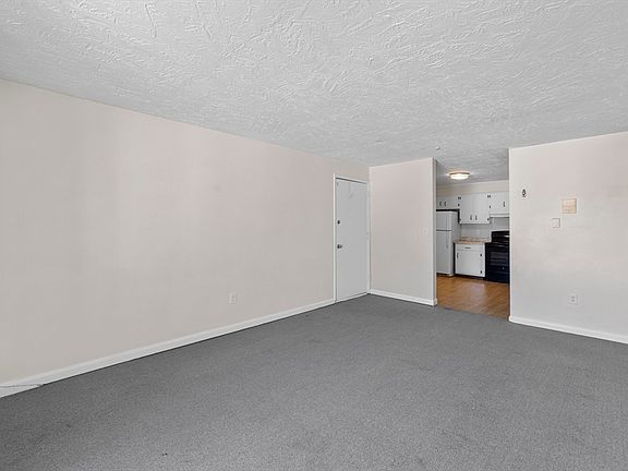 5th image of 276 Codman Hill Rd APT 36A