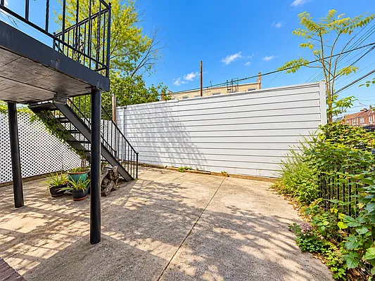 Outdoor, photo 1
