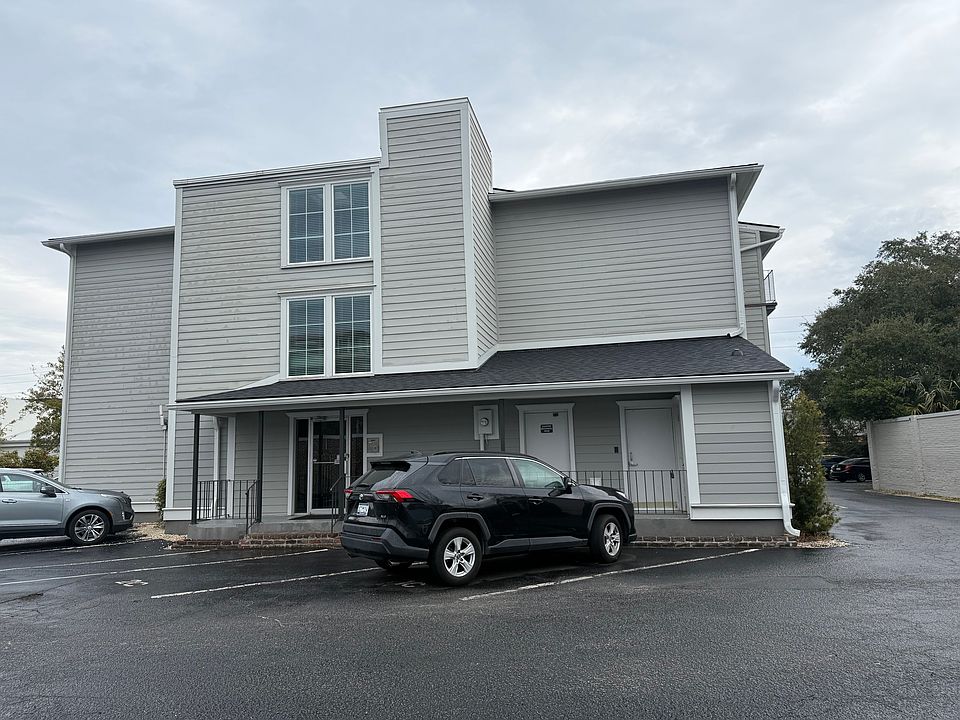 2nd image of 259 E Bay St APT 1