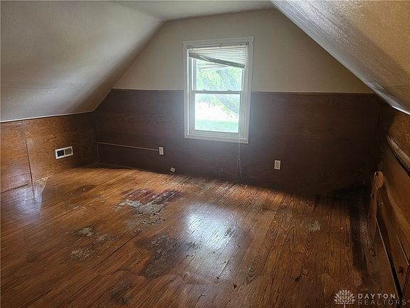 5th image of 20 S Garland Ave