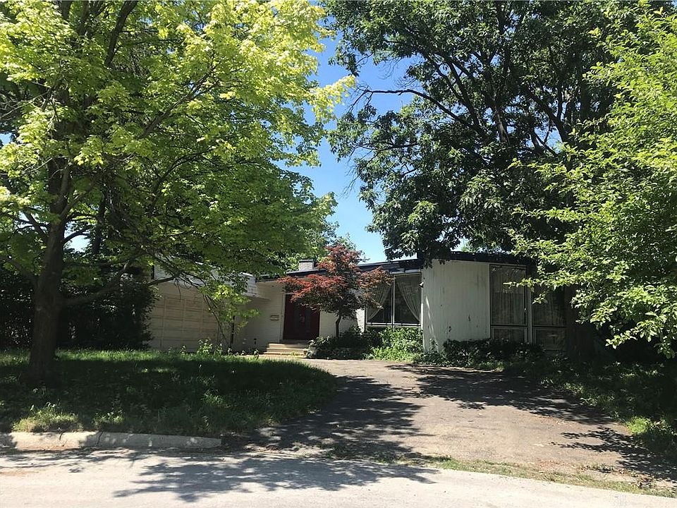 1st image of 175 Lookout Dr