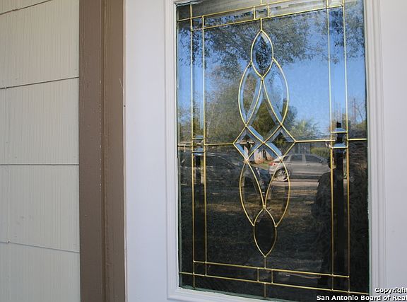3rd image of 154 Oak Valley Dr