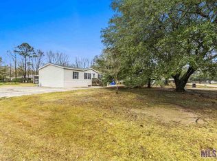 9372 Arleen Ave, Zachary, LA 70791