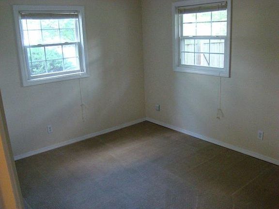 5th image of 10205 E Chris Dr