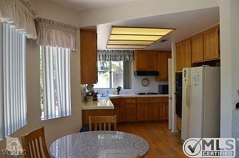 2nd image of 555 Monteleone Ave