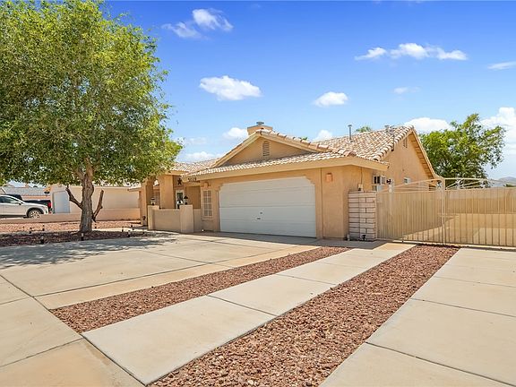 2nd image of 5039 S Emerald River Drive