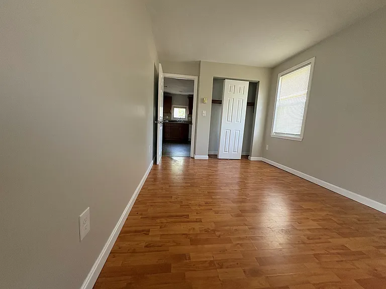 25 Coburn Ave #2.2 — Photo 10