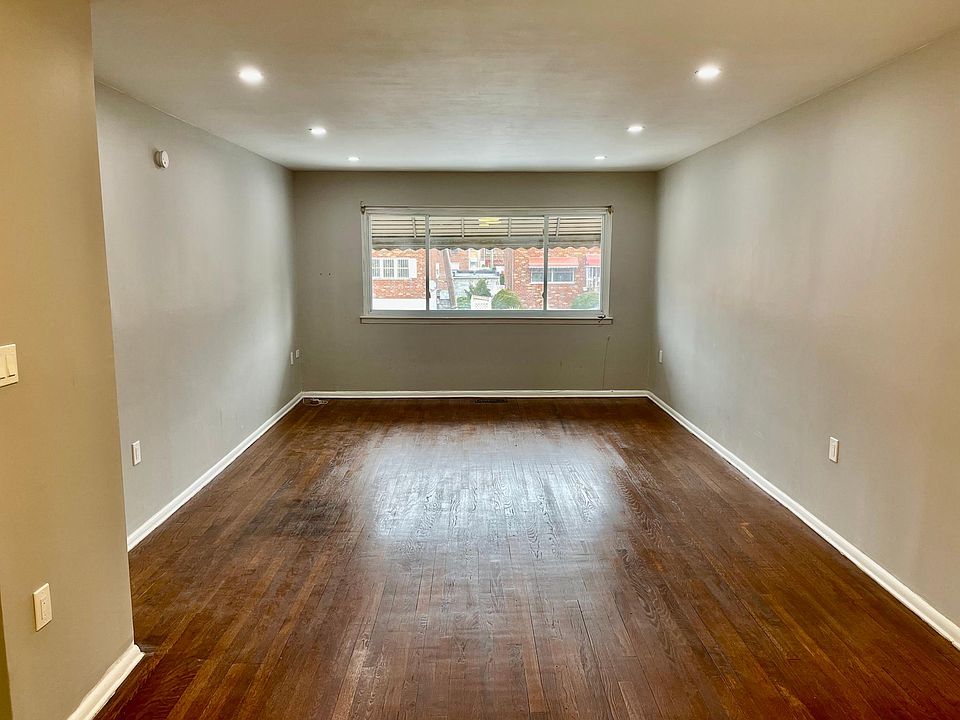 1st image of 3207 Bruner Ave Floor 1
