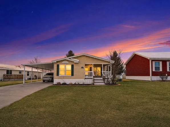 13749 Bluebell Ln NE, Cedar Springs, MI 49319