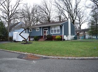 50 Auburn Rd, Parsippany, NJ 07054