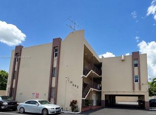 652 NW 3rd St APT 306, Miami, FL 33128