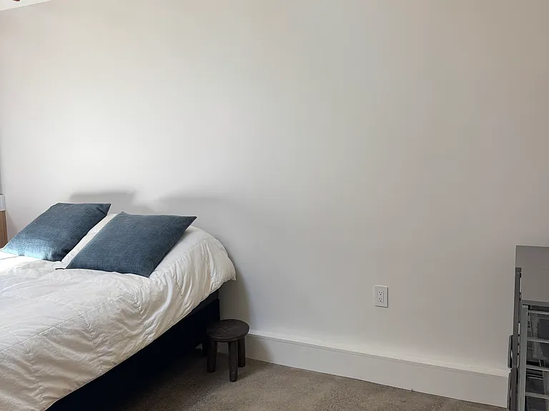 5907 SE Hawthorne Blvd #1 — Photo 4