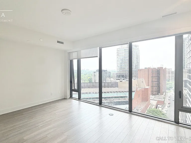 8 Cumberland St #1407 — Photo 1