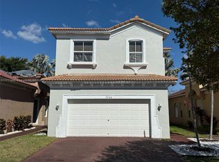 2260 NE 37th Ter, Homestead, FL 33033