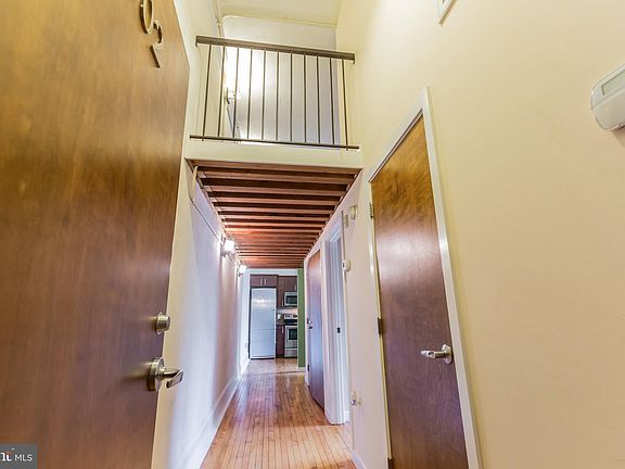 2nd image of 1201-15 Fitzwater St #302