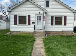 429 E Main St, Rochester, IL 62563