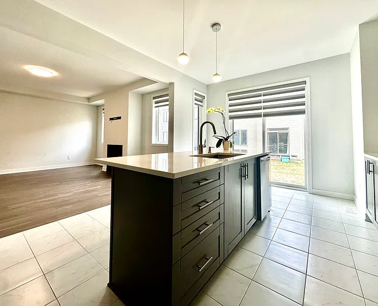 309 Crossway Terrace — Photo 4