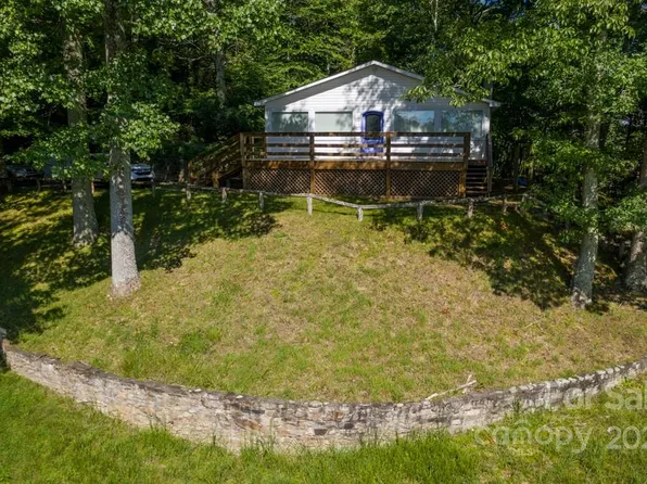 1250 Lorien Ln #I, Marshall, NC 28753