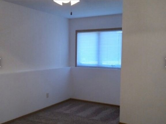2nd image of 146 Erin Ct APT B