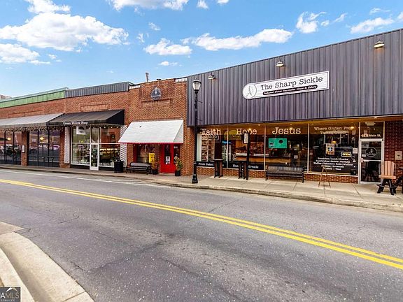 3rd image of 28 N Main St