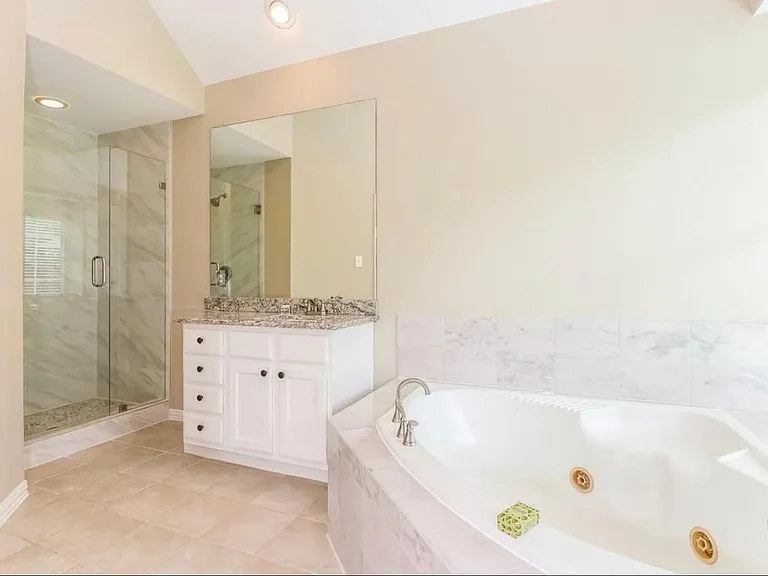 4645 Wales Dr — Photo 16