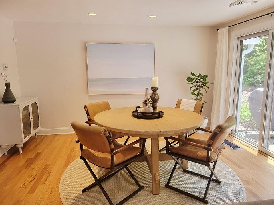 31 Woodrise Road, Falmouth, MA 02540 Zillow