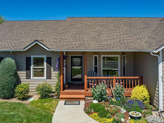 5th image of 1953 NW Wildflower Pl